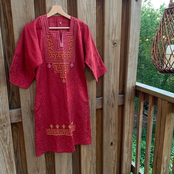 Silky Red Embroidered Caftan - Picture 1 of 8